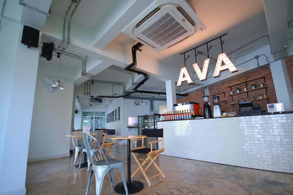 Ava Hotel Пхитсанулок Экстерьер фото