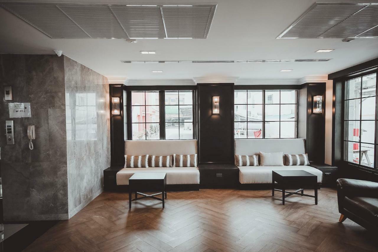 Ava Hotel Пхитсанулок Экстерьер фото