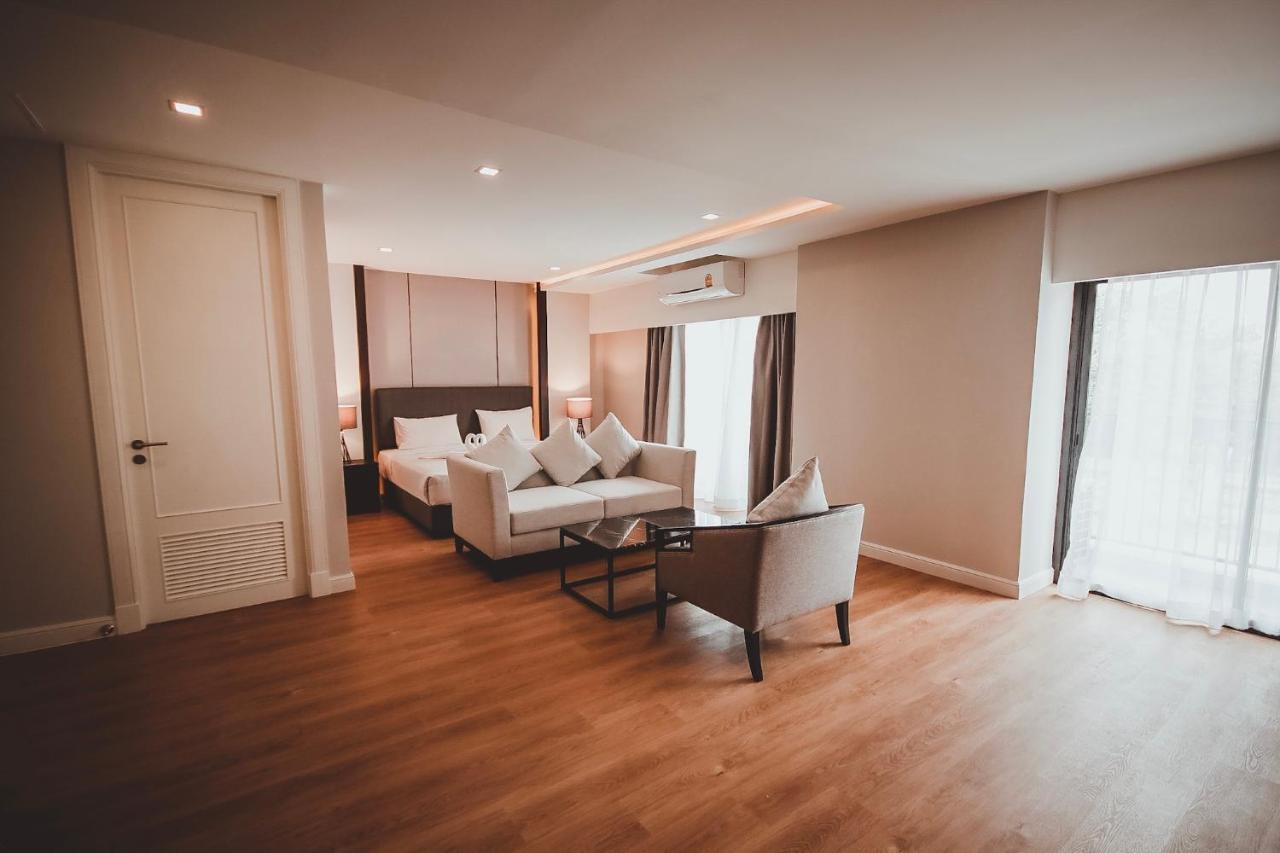 Ava Hotel Пхитсанулок Экстерьер фото